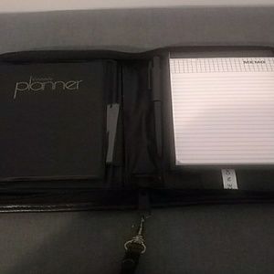 Hand/Wrist carrying Planner